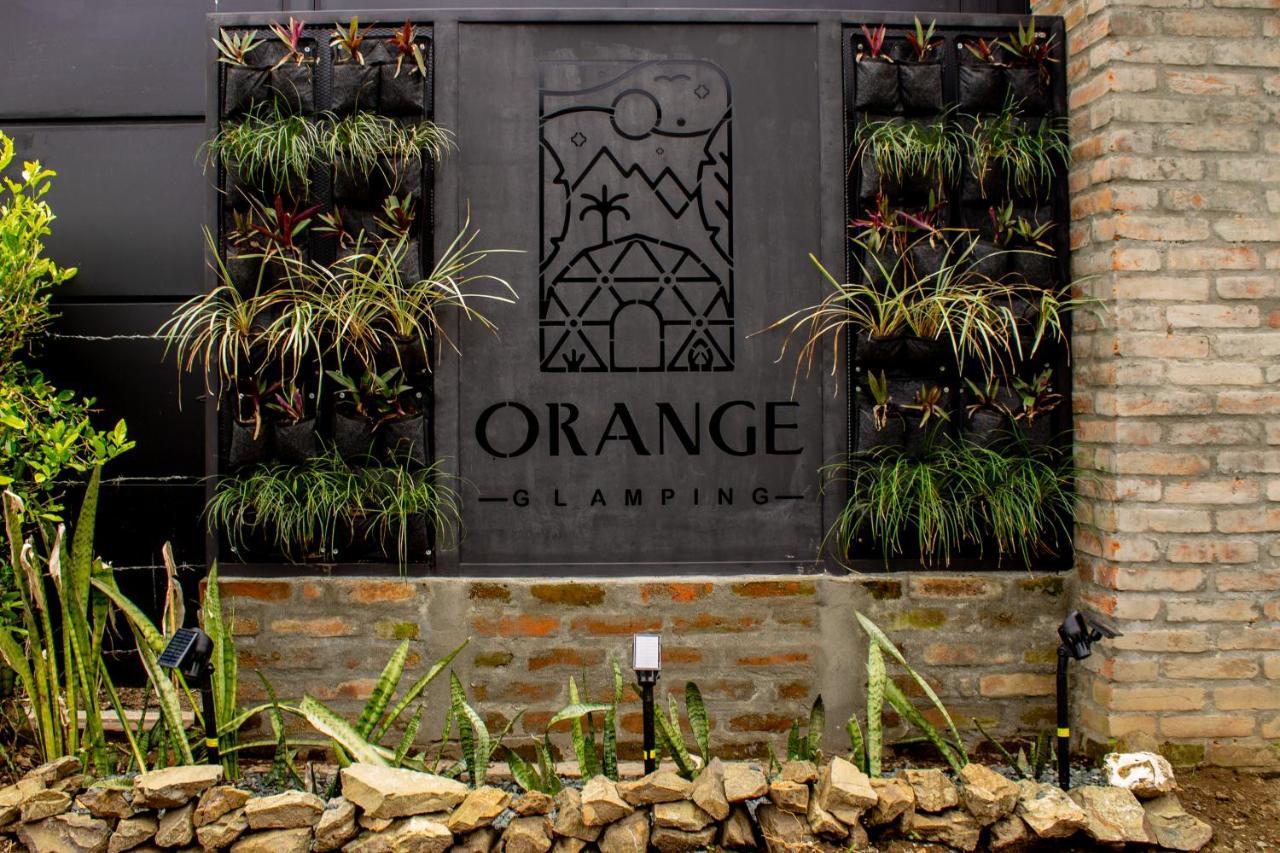 Orange Glamping Villa Кимбая Екстериор снимка